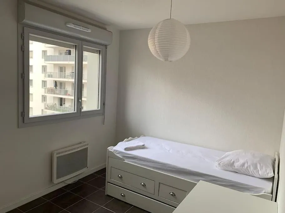 Superbe Appartement Neuf T3 De 71M2 En Residence A Marseille France